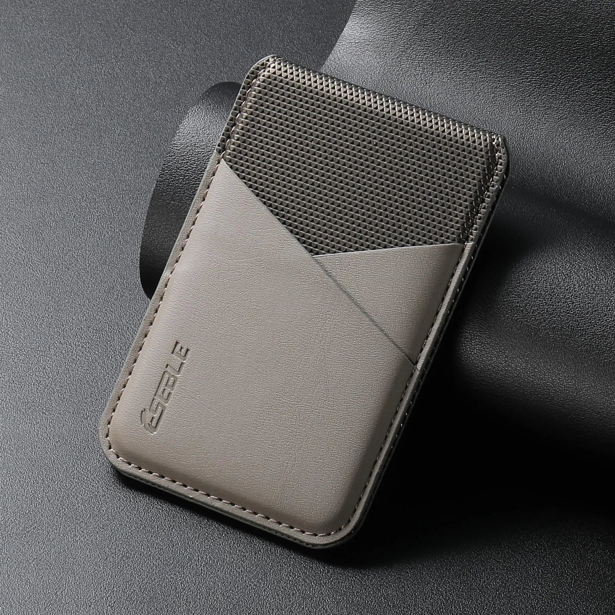 Skórzany portfel MagSafe z funkcją podstawki